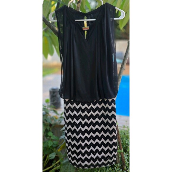 Women's NWT Cocktail/Party Dress Perceptions New York Size 4 Black/Silver - Picture 1 of 6